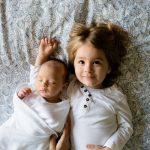Aan de mama van een baby en een peuter (of twee)