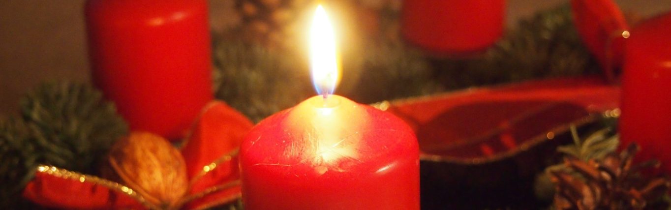 red-holiday-candle-christmas-lighting-decor-1241750-pxhere-2000x1127